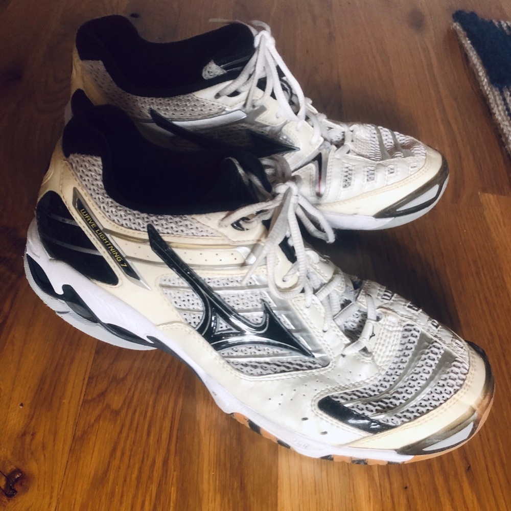 Mizuno Volleyball Shoes